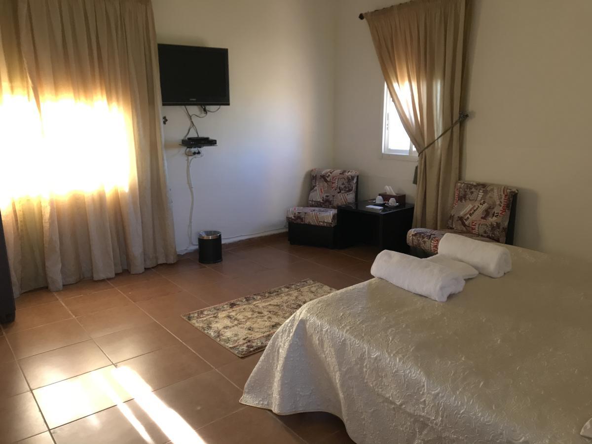 א-נאקורה Luna Motel מראה חיצוני תמונה
