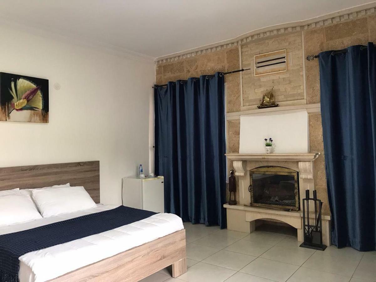 א-נאקורה Luna Motel מראה חיצוני תמונה